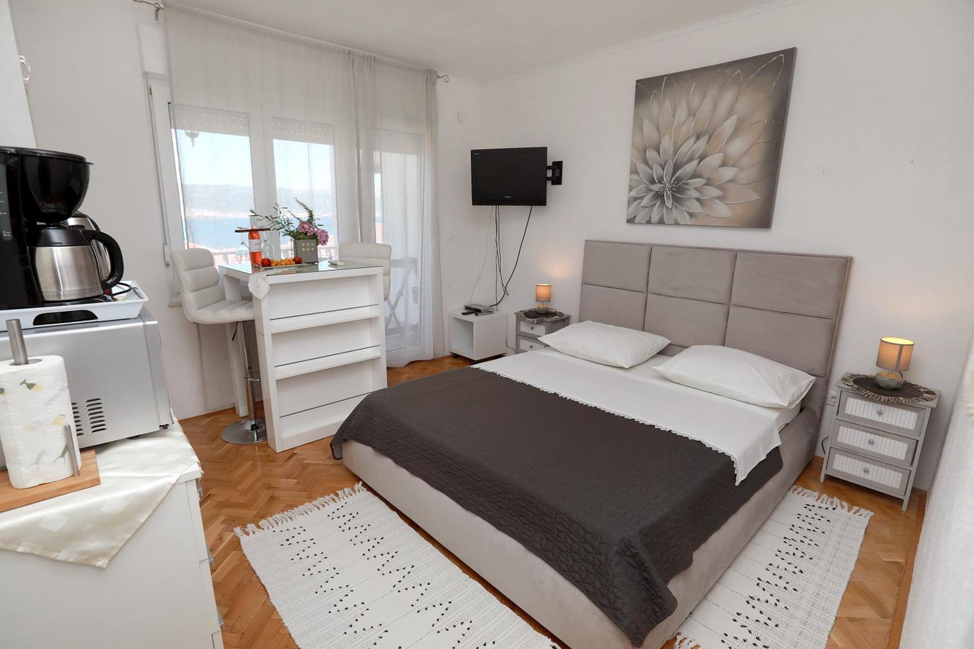Itd Apartment *